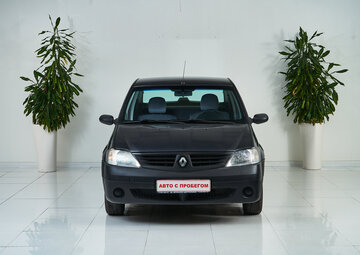 Renault Logan Вид 2