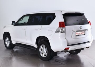 Toyota Land Cruiser Prado Вид 3